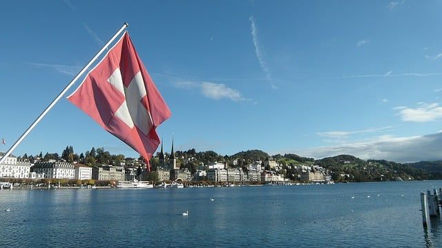 suiza política economica politica monetaria