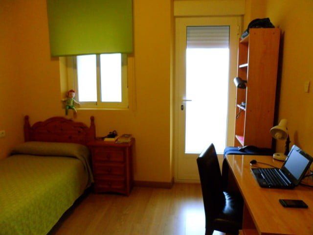 habitación residencia universitaria